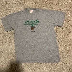 Grey supreme tee shirt